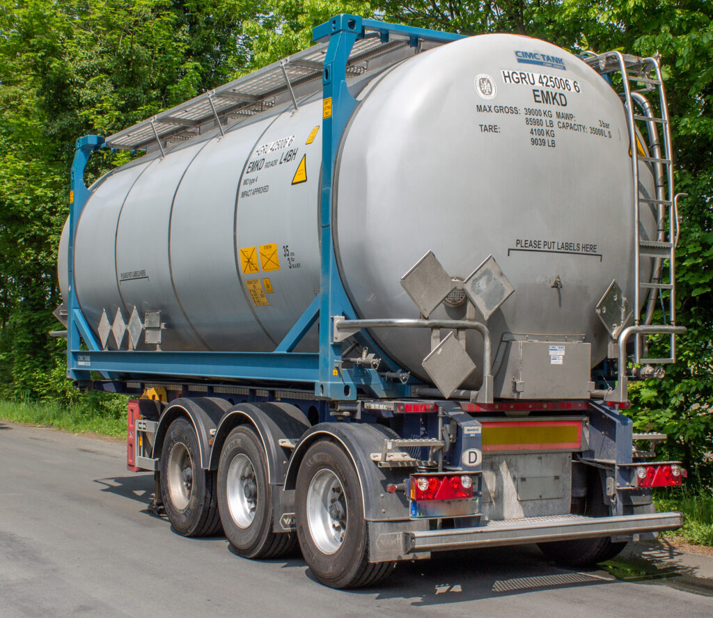 Tankcontainer Cbm Kammer Ntm Trailer